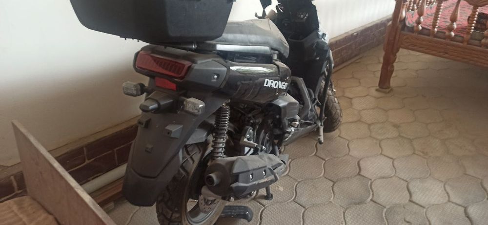 Скутер Drongo целиком для запчастей