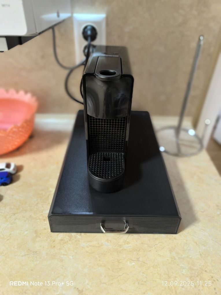 Nespresso кафемашина