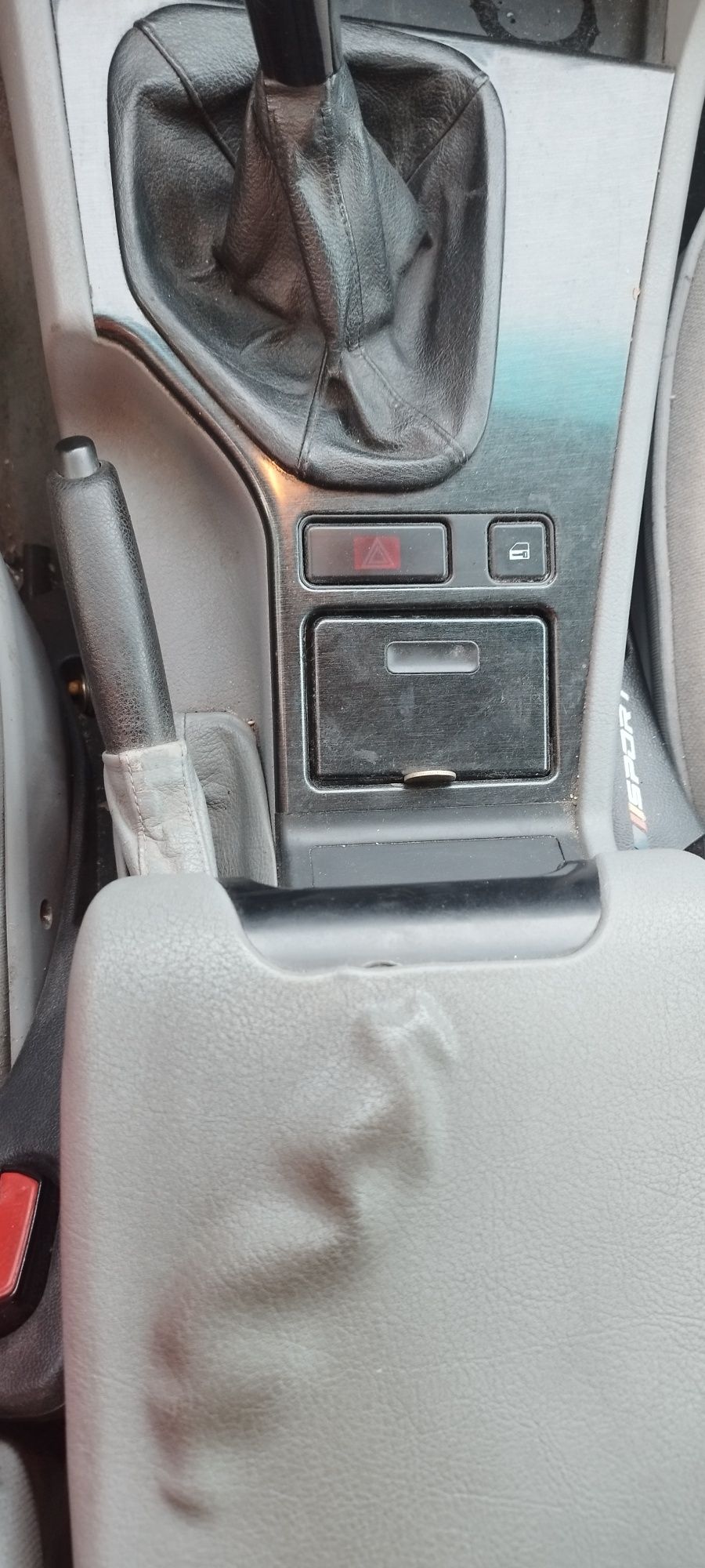 Продавам BMW E39 523i