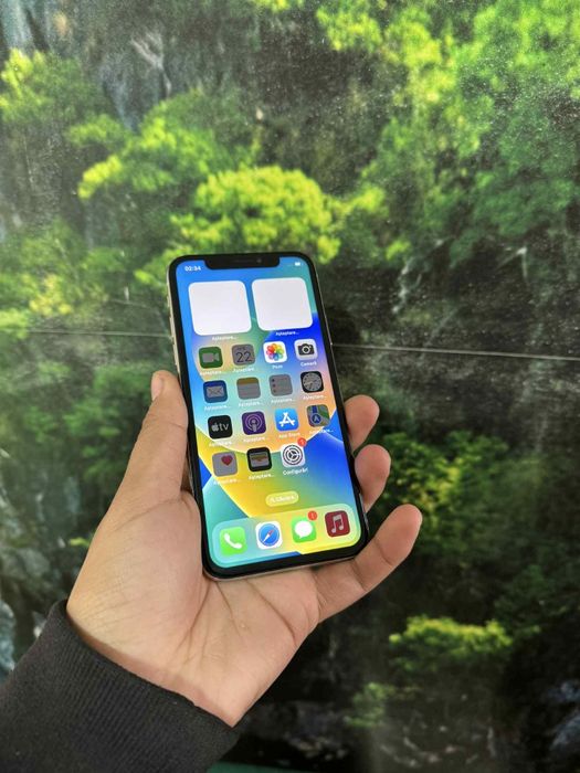 Vând iPhone x 64GB