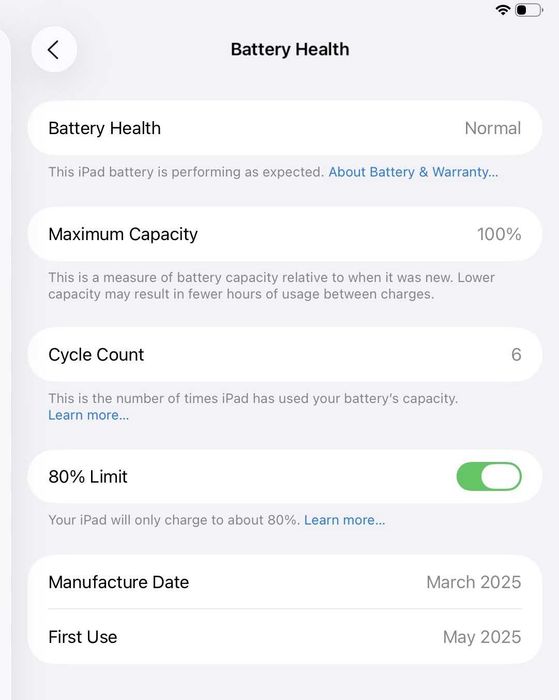 Apple iPad (2025) 11th Gen 128GB , на няколко цикъла на зареждане