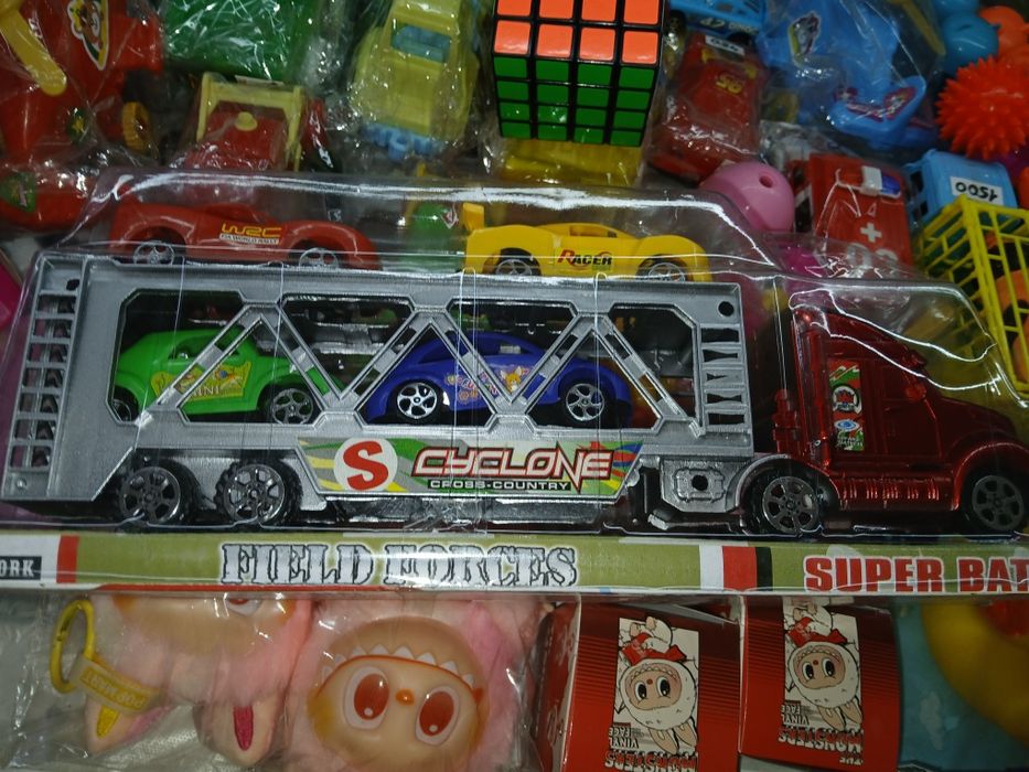 Распродажа! Новый. Игрушки. Триллер Камаз