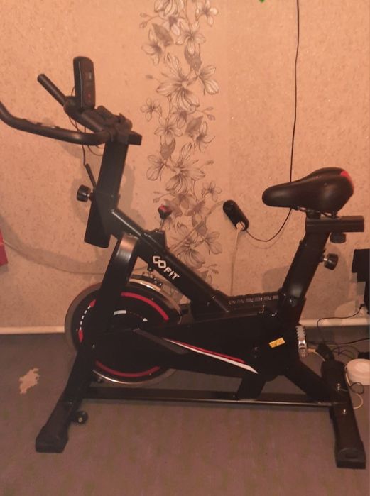 Продаётся велотренажёр почти новый