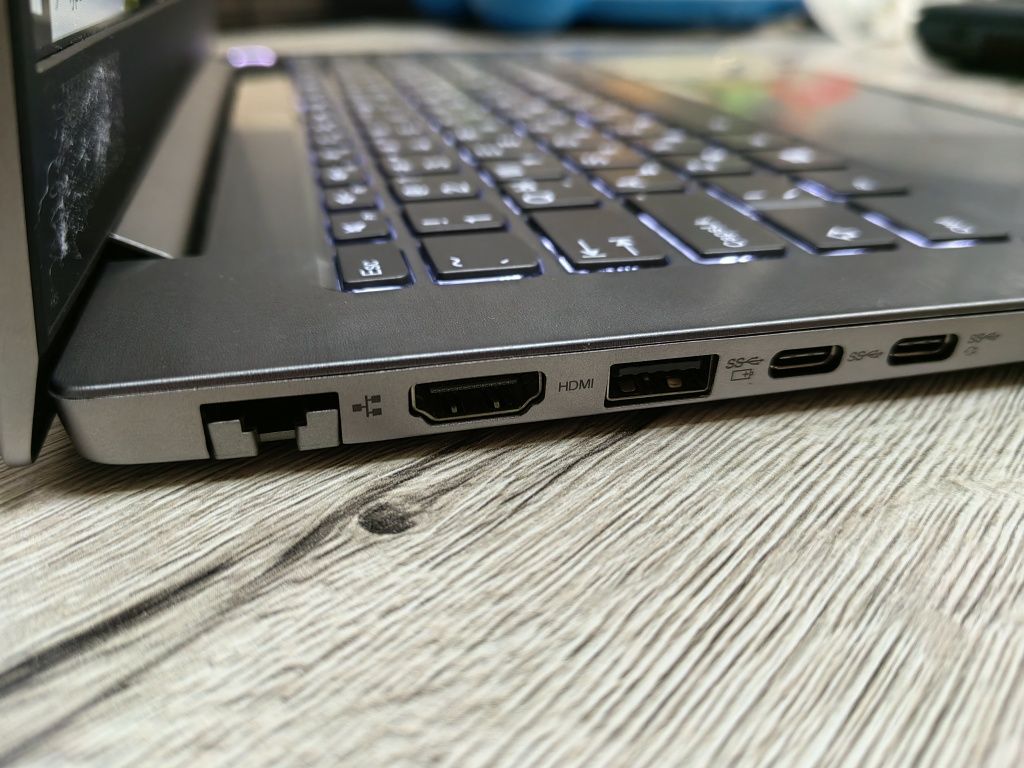 Lenovo ThinkBook 14 IIL