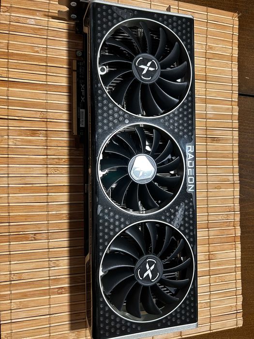 Видеокарта RX 6800 XT AMD Radeon XFX 16gb GDDR6