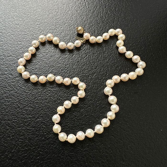 colier perle naturală Akoya si aur