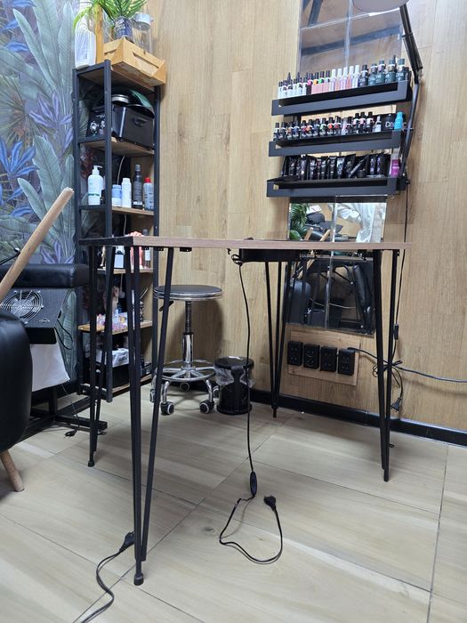 Маникюрный стол с вытяжкой.  80/ 60 см