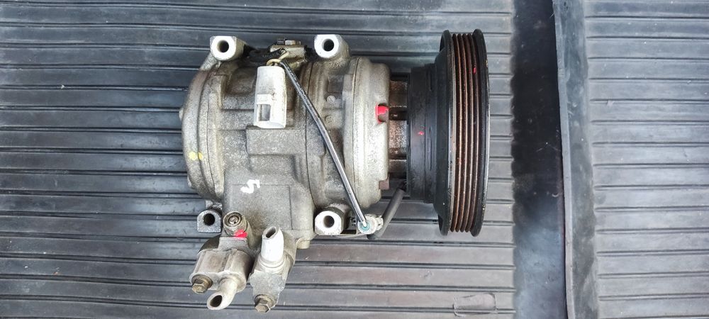 Продам компрессор кондиционера Denso
