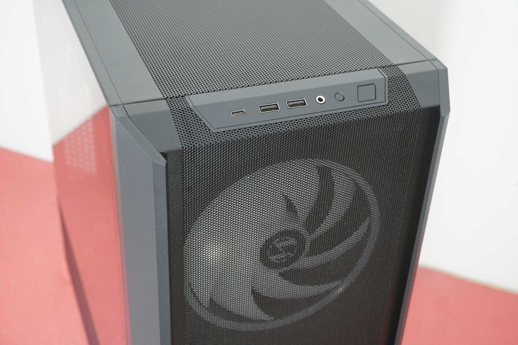 Компютърна кутия Lian Li Lancool 216 RGB / Вкл.ДДС