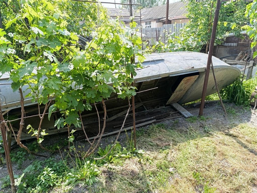 СРОЧНО Продам лодку (рыбацкая, дедовская)