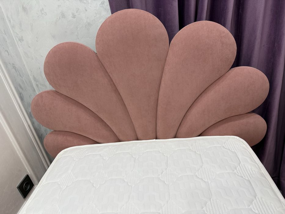 Кровать продается 2 шт