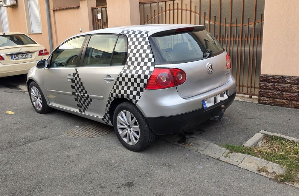 Vw golf 5, 1.9 tdi , 140 cp , înmatriculat cu fiscal  , 6 viteze