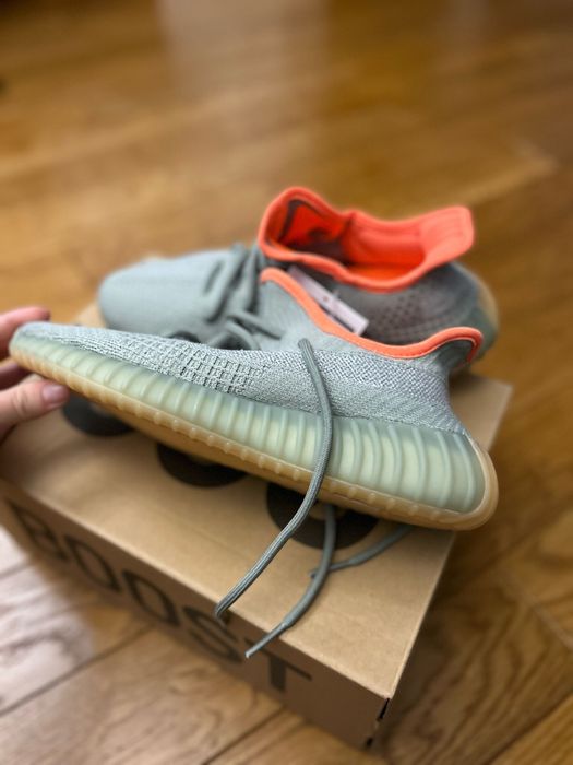 Yeezy Noi Originali cu eticheta si Bon