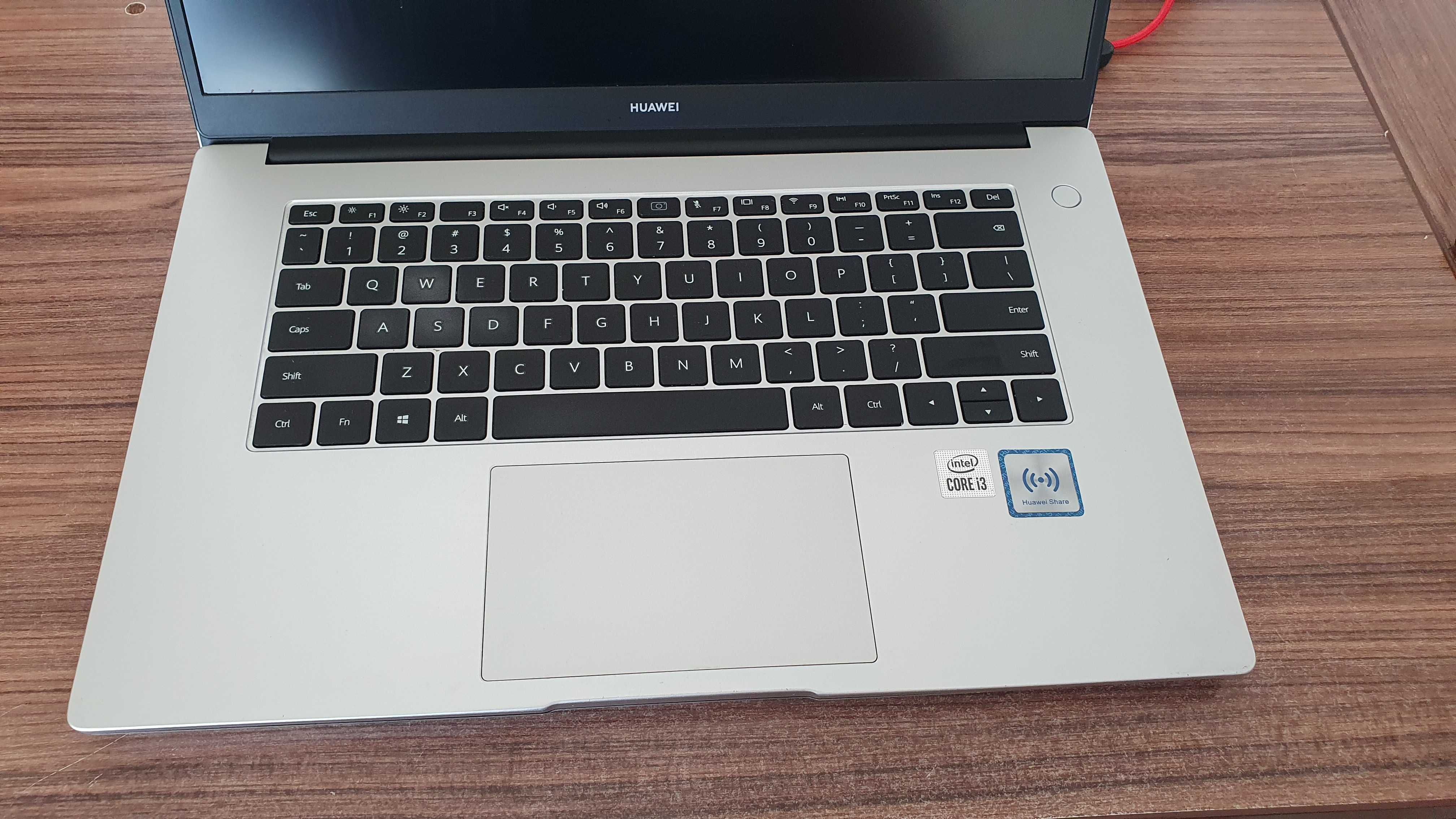 Продавам лаптоп на части Huawei MateBook D15 BOB-WAI9