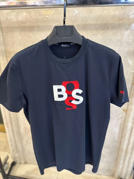 Tricouri pentru barbati