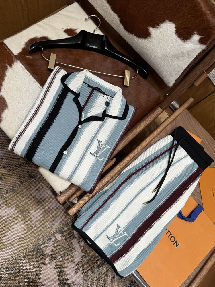 Compleu Louis Vuitton Premium