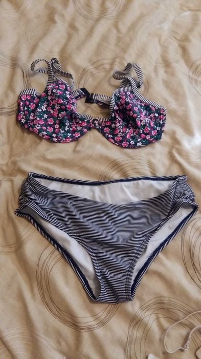 Costum de baie Calitate preț redus