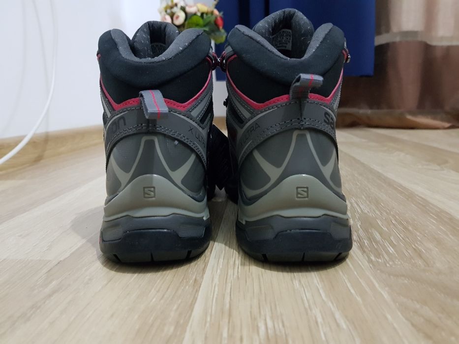 Adidasi Ghete Salomon Gore Tex mărimea 39 salewa scarpa nike