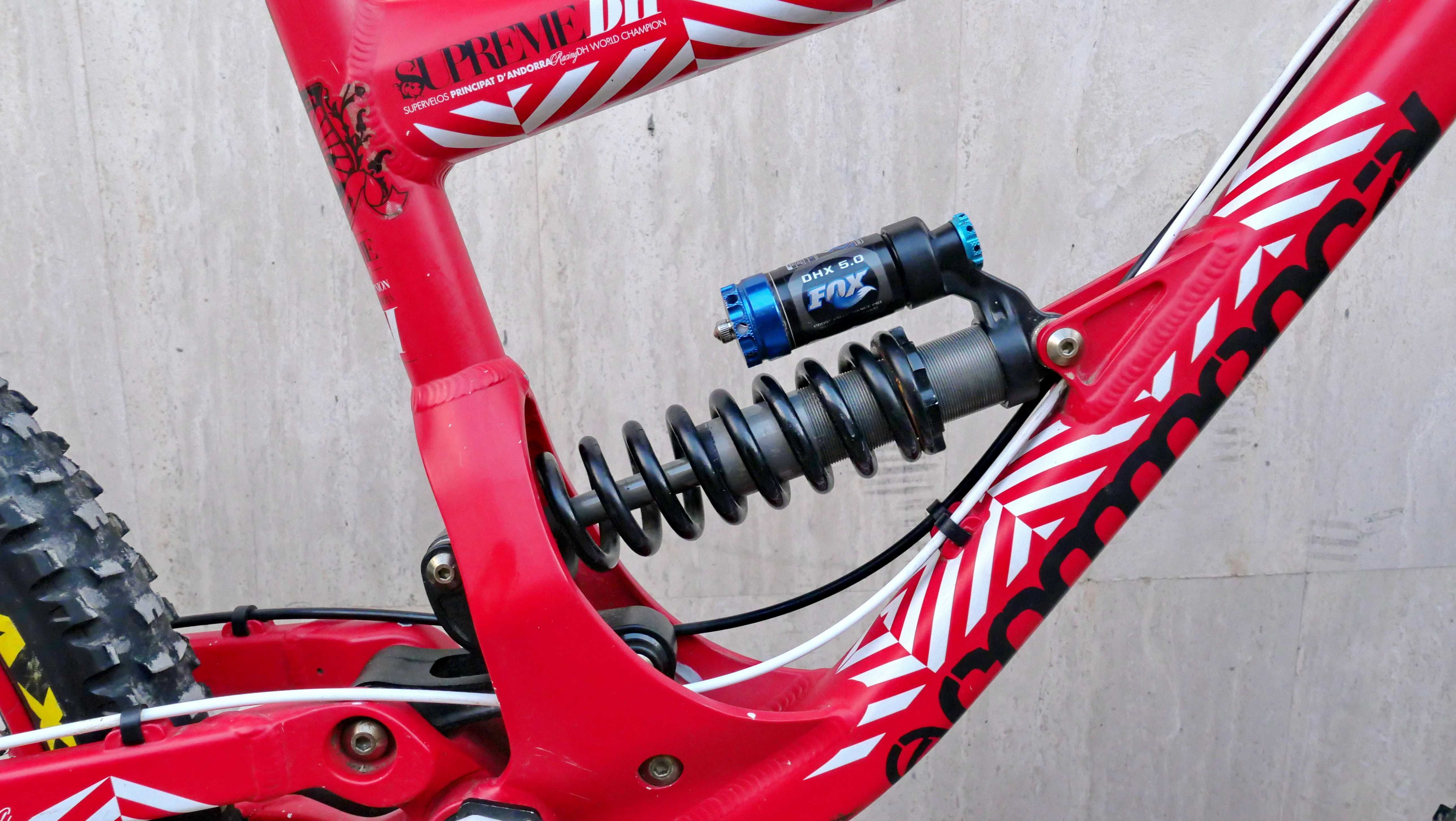 Commencal Supreme DH, 26, RockShox Boxxer Air, 200 ход, 1х9 Sram XO