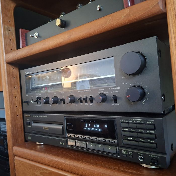 Amplituner Technics Sa 303 și cd palyer SL-PG420A