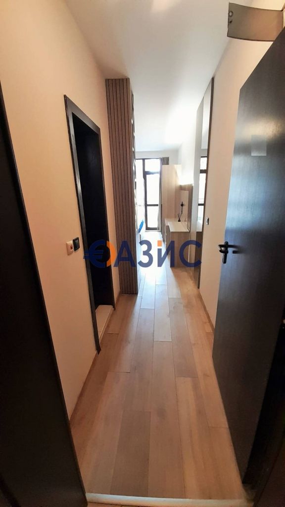 Продава се Едностаен апартамент в Свети Влас - 35 кв.м за 1672 €/кв.м - Снимка #1