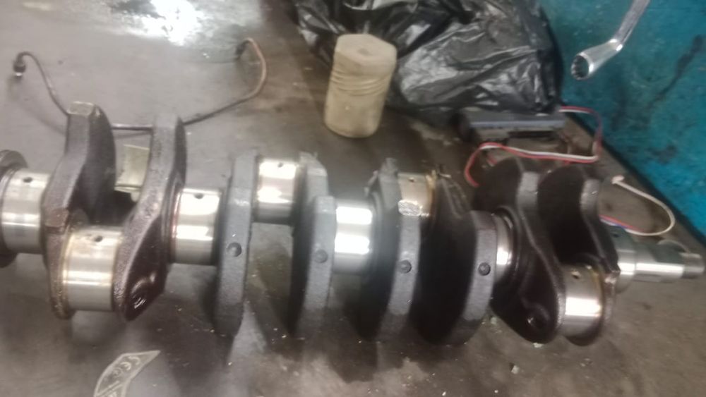 Продам коленвал на ниву