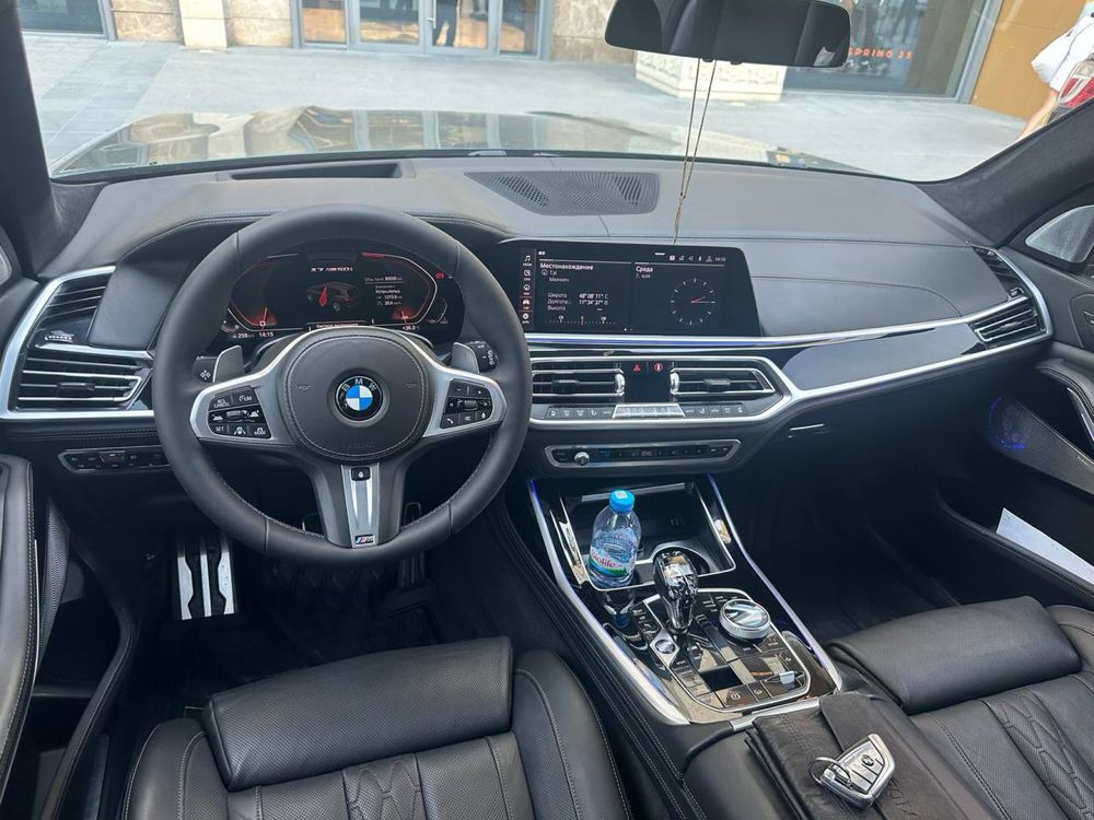 BMW X7 Drive 50i 2020 год
