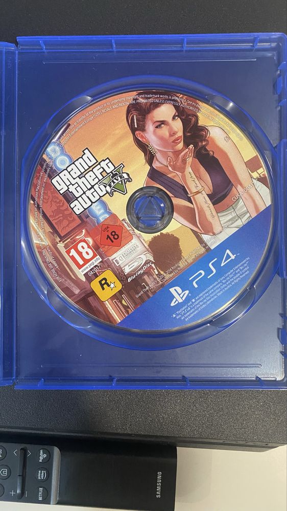 Игра за PS4 Grand theft Auto V