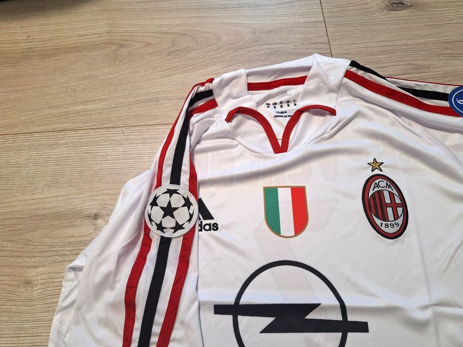 Футболна фланелка на Милан # Андрий Шевченко#7#ретро модел сезон 04/05