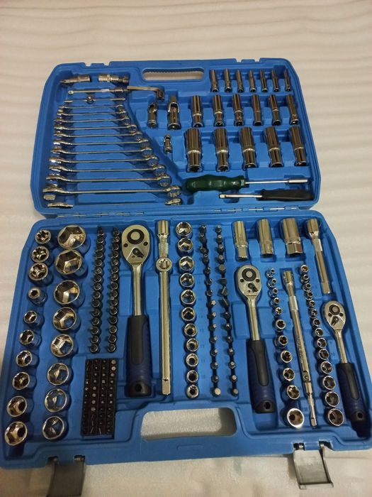 Инструмент клуч набор 216 пес socket set high quality