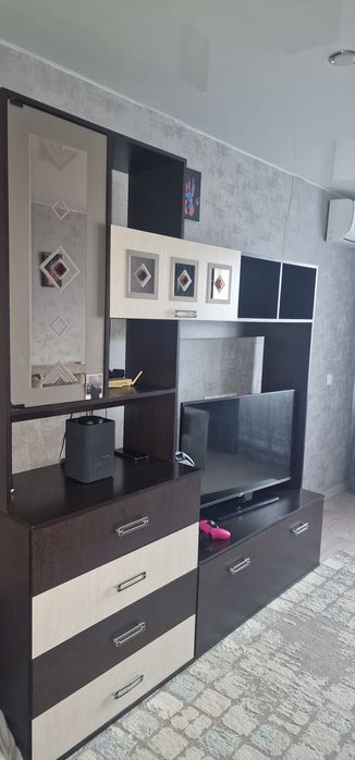 Продам Горку Стенку