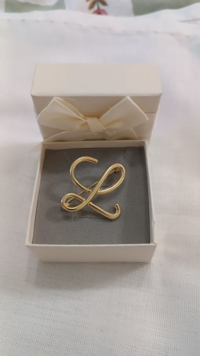 Брошки  LOEWE  топ модел