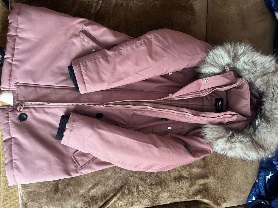 Geaca groasă de iarna