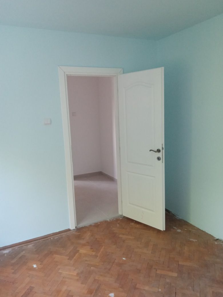 Apartament 2 camere decomandat etj 2 - Al Pacii - Deva