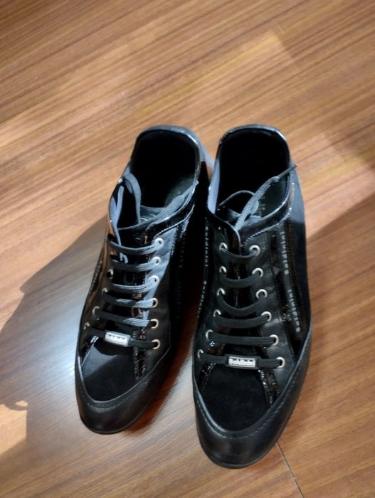 Продам мужскую обувь