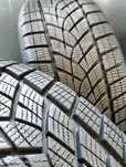 215 55 18 Goodyear M+S Iarna SealInside