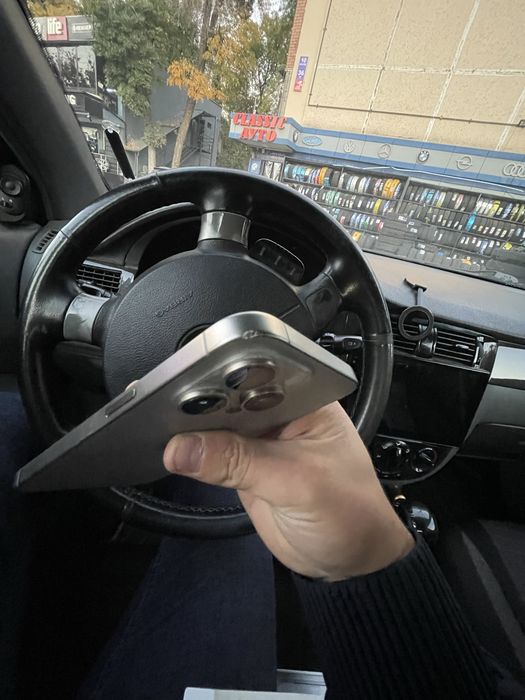 Iphone 15 pro max 256 90%