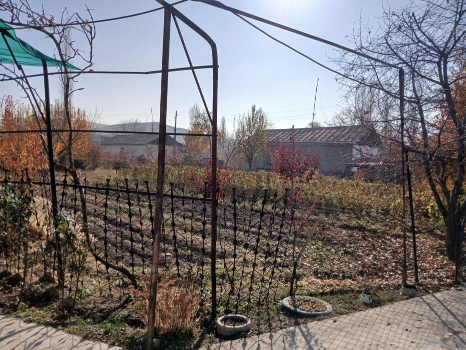 Уи сотилади иери билан