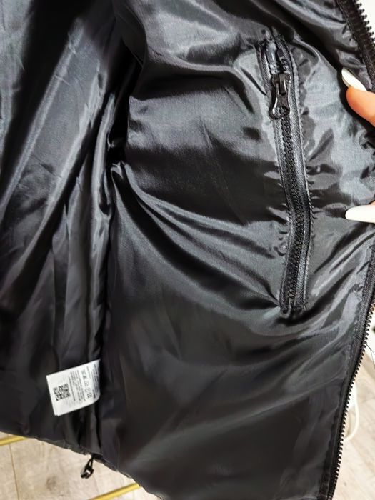 Oferta!! Geaca Dsq semi lucioasa,calitate top,cititi descrierea!!