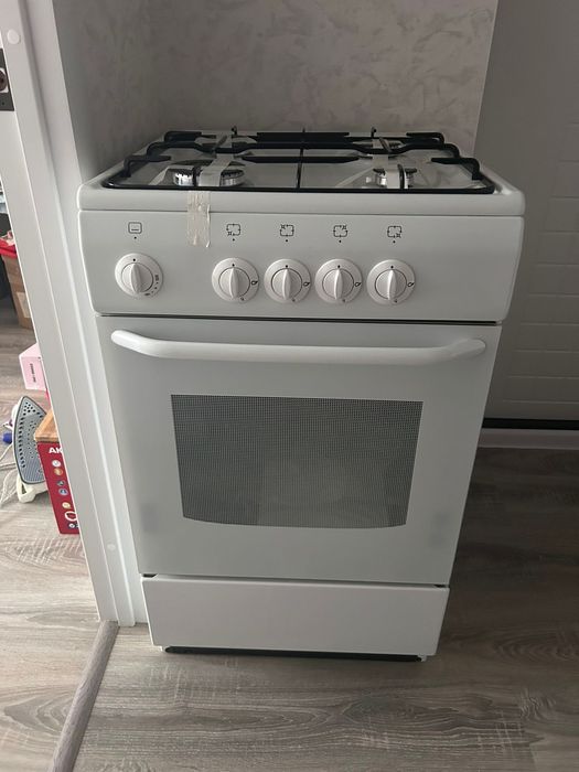 Продам новую газовую плиту