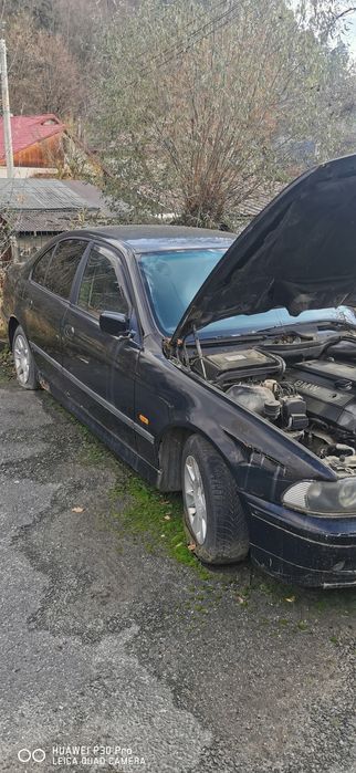 Dezmembrez(vând) BMW e39 Seria 5