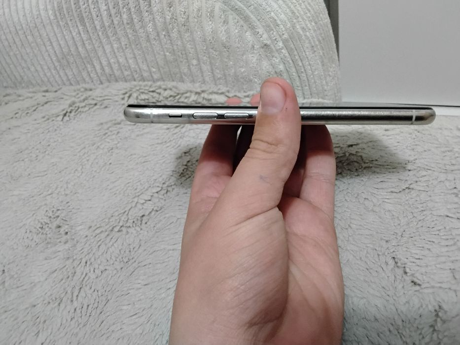 Iphone11 trebuie schimbat displayul