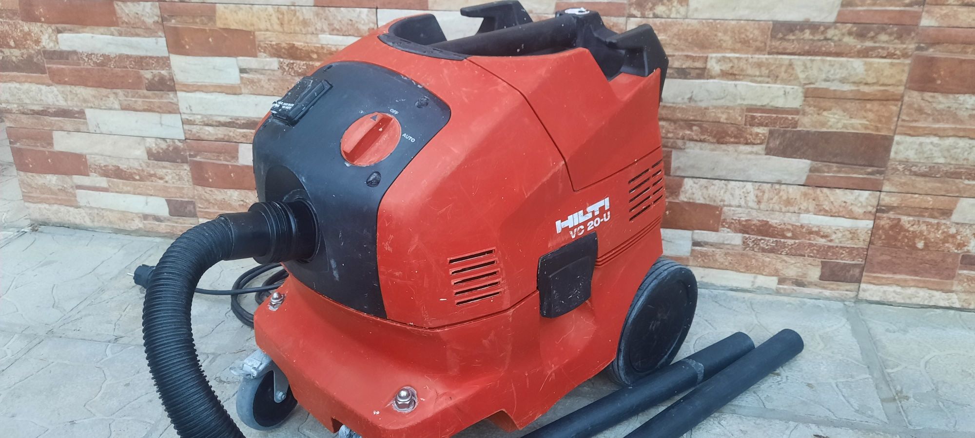Прахосмукачка Hilti VC20-U Тупалка Контакт Сухо Строителство