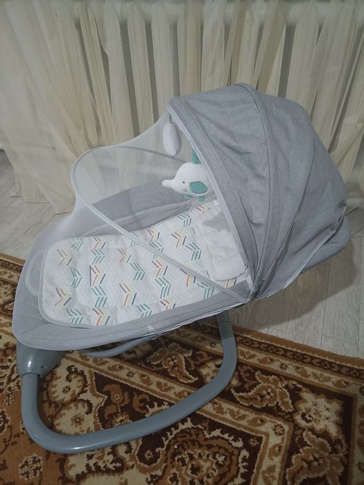 Продаю шезлонг 15000т