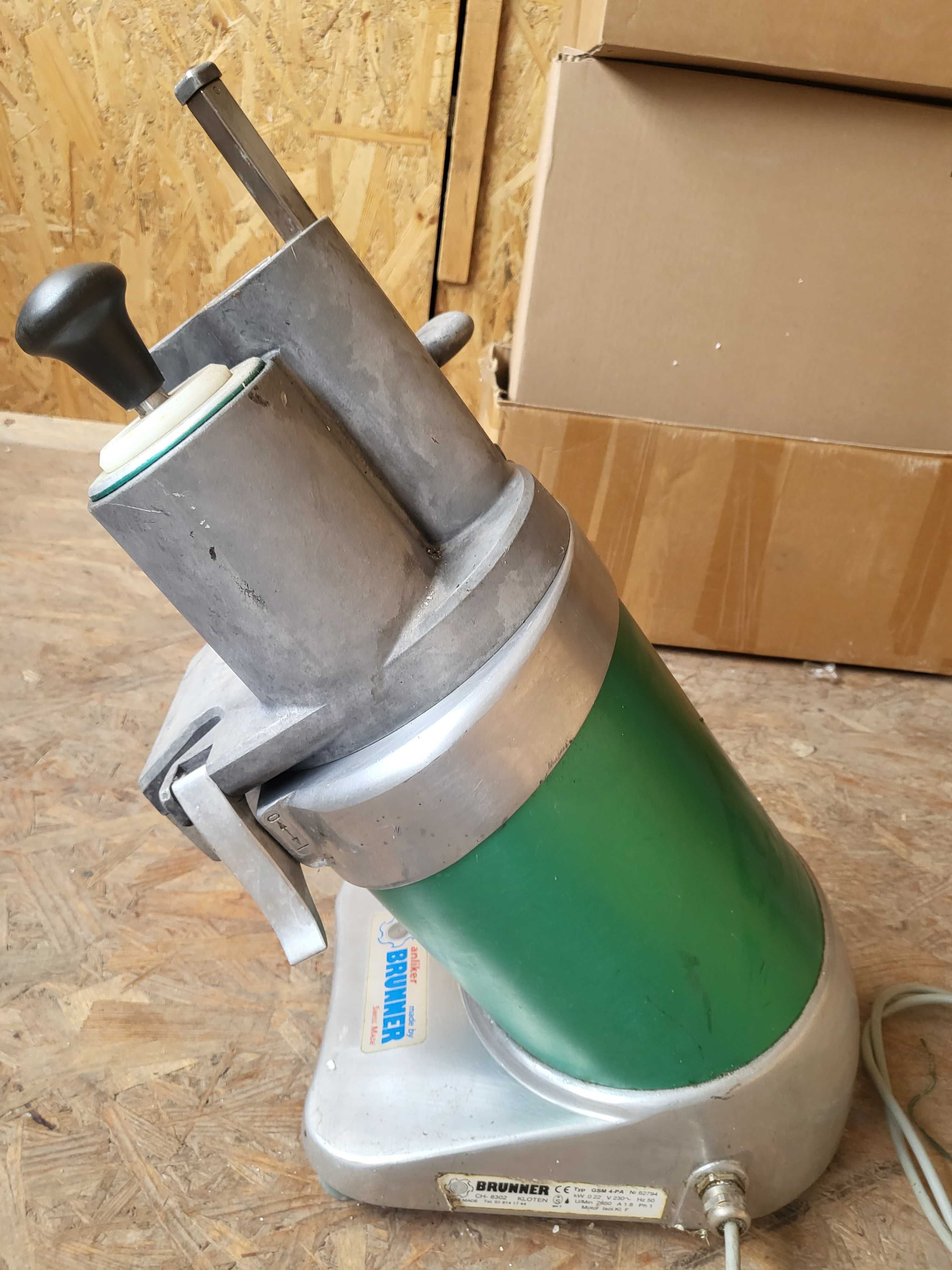Feliator profesional de legume/fructe Brunner Anliker GSM 4