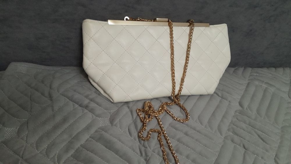 Продам сумочки женские