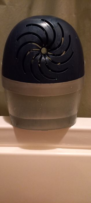 Dezumidifactor de cameră