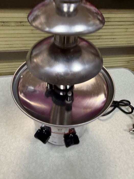 Шоколадов фонтан Clatronic SKB 3248