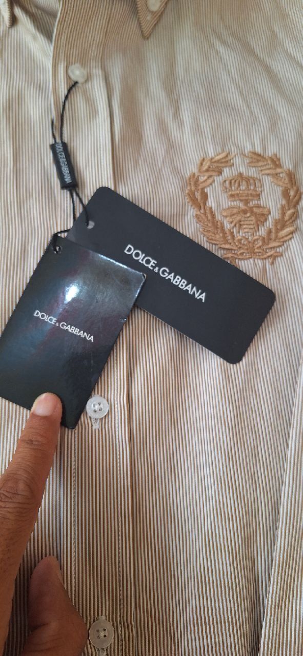 Продаётся рубашка Dolce&Gabbana. Состояние новые