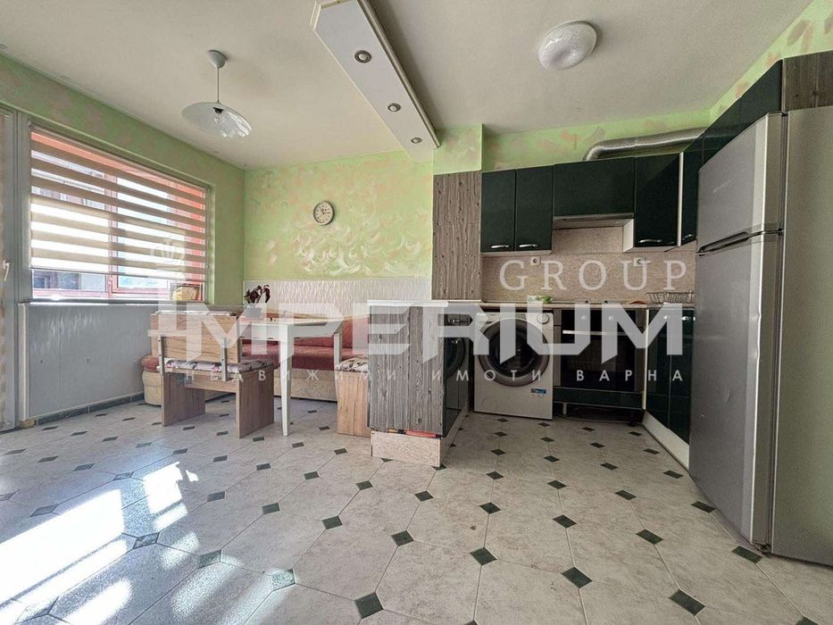 Дава се под наем Двустаен апартамент в Варна, Лятно кино Тракия - 70 кв.м за 357 € - Снимка #2